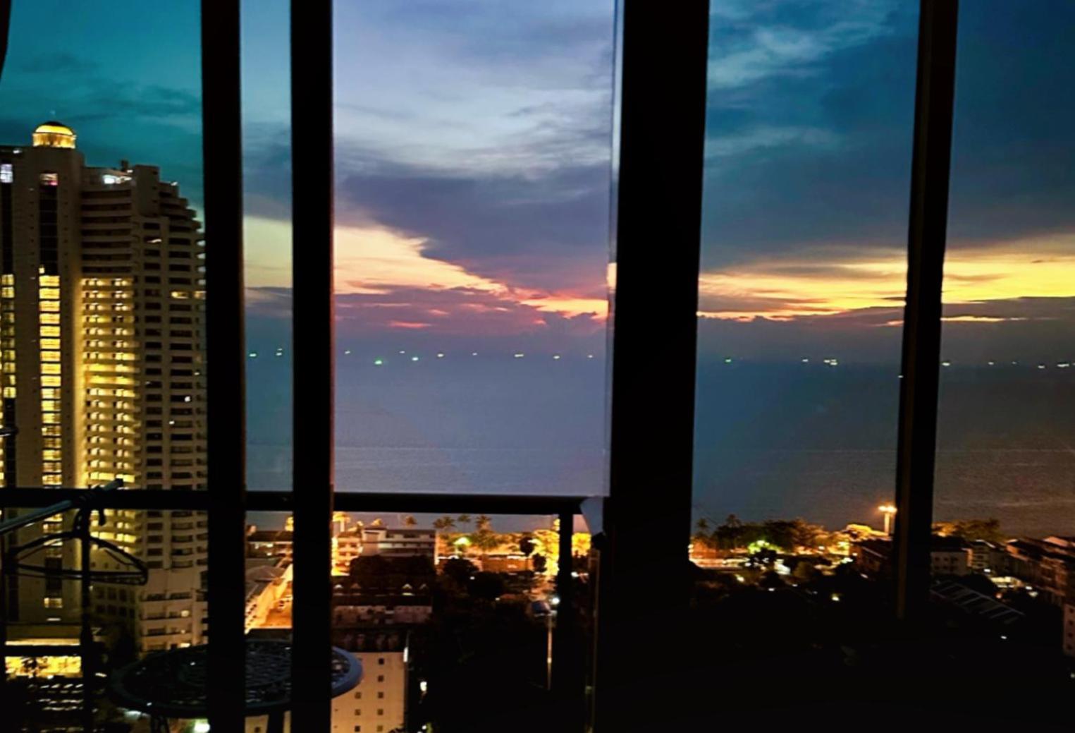 芭提雅高层海景奢华公寓the Riviera Jomtien生香家直达海滩2704 Bagian luar foto