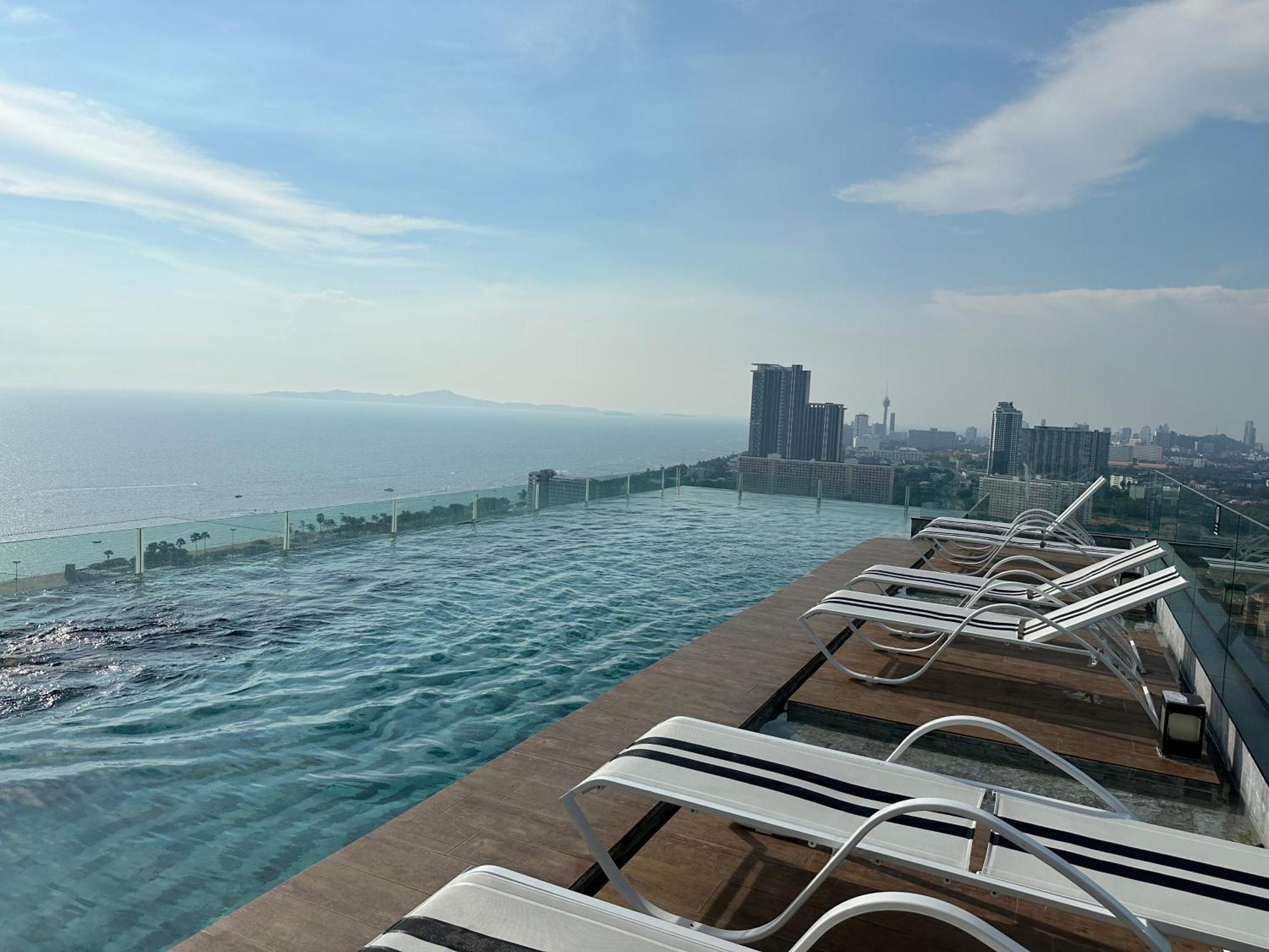 芭提雅高层海景奢华公寓the Riviera Jomtien生香家直达海滩2704 Bagian luar foto