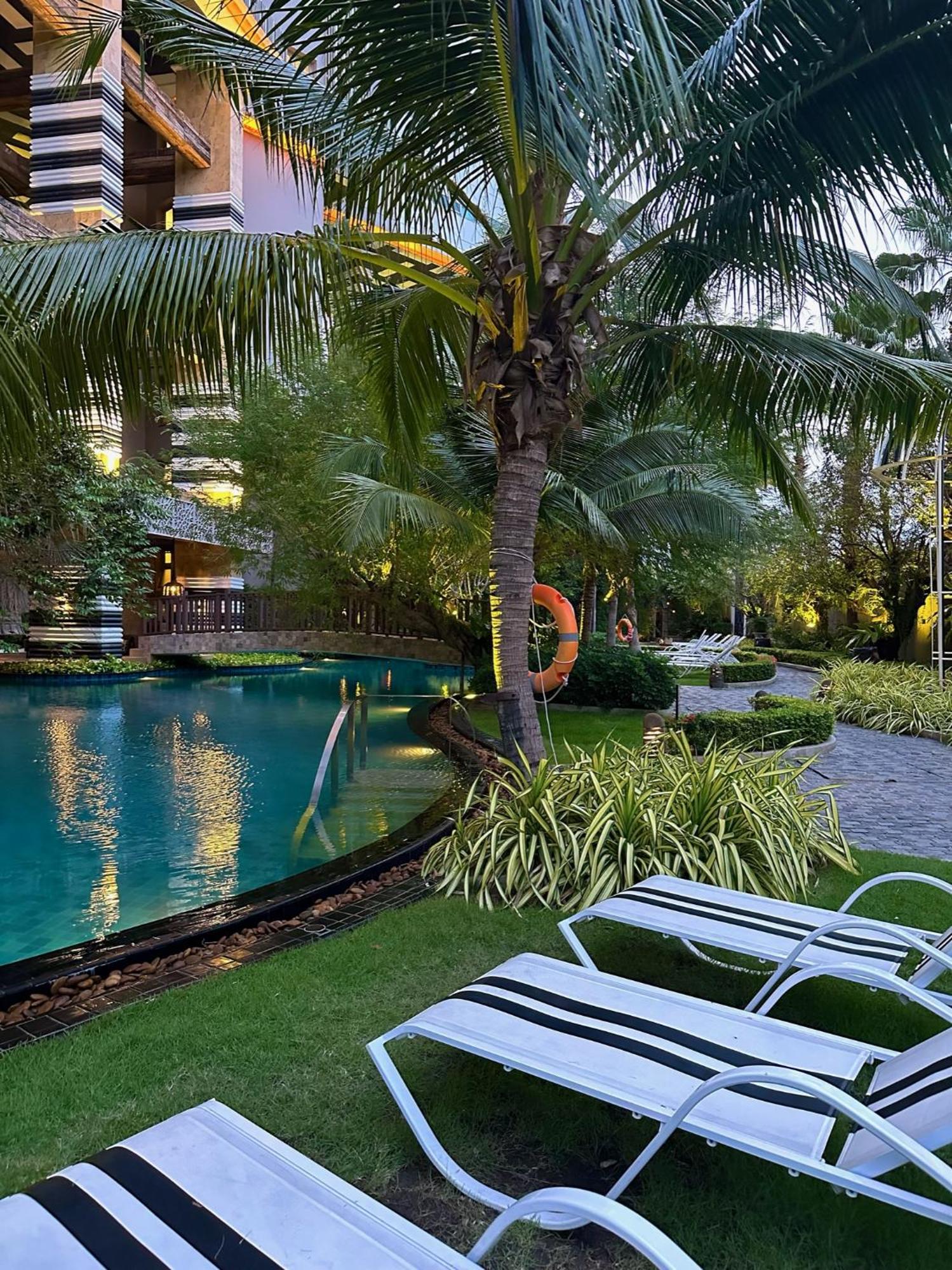 芭提雅高层海景奢华公寓the Riviera Jomtien生香家直达海滩2704 Bagian luar foto